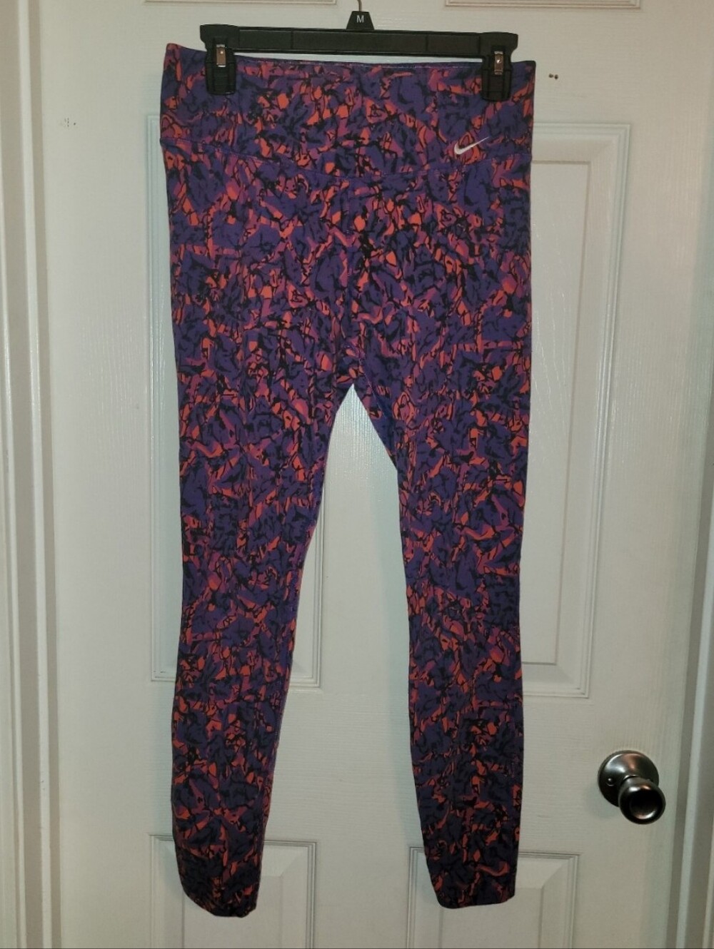 Nike Purple & Pink Printed Leggings Size Medium